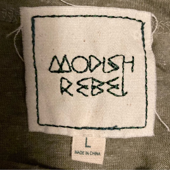 👚(bundle 4 items w/👚for $16) Beer Buddy ripped T-top - Picture 9 of 12